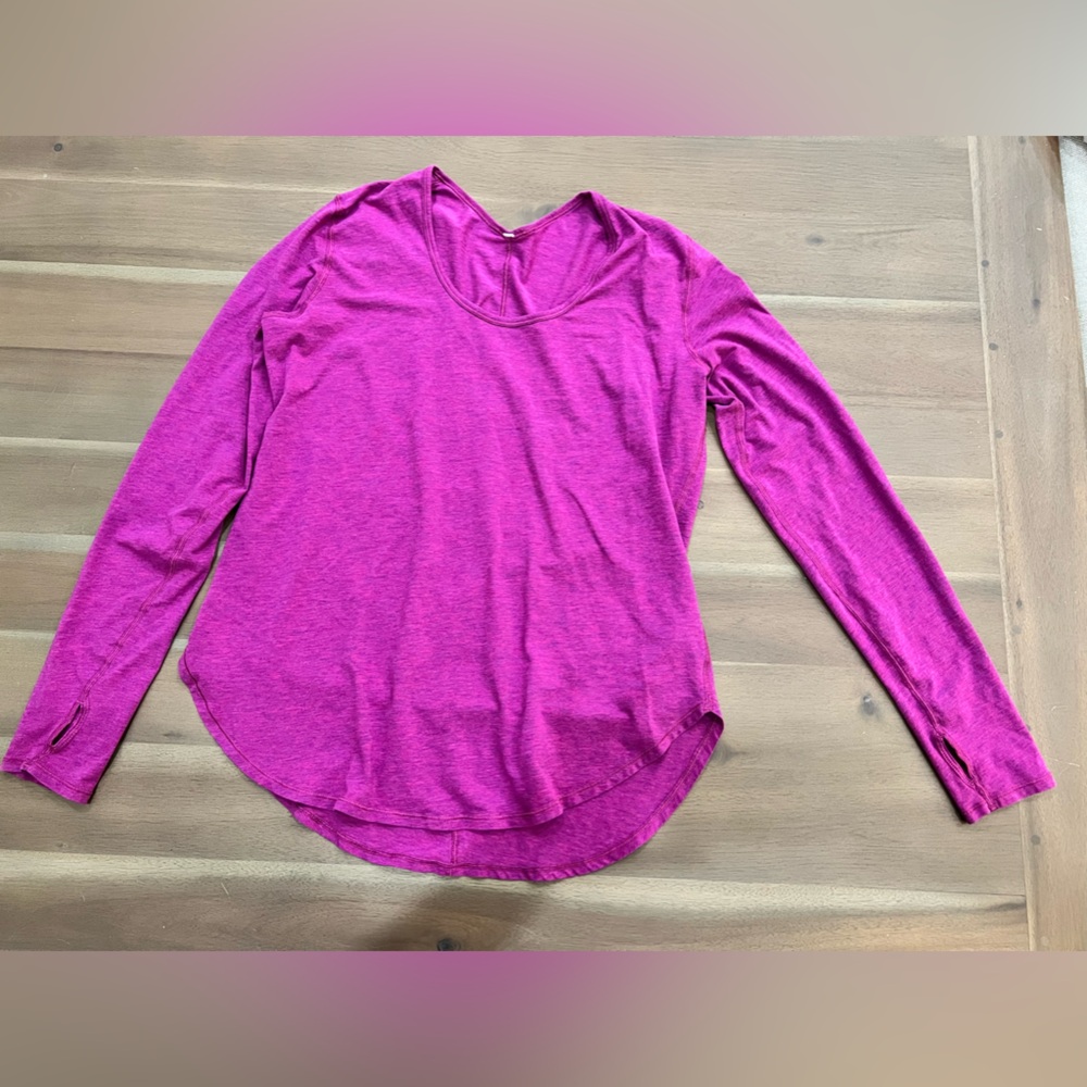 Lululemon long sleeve tee- unsure if size 8 or 10
